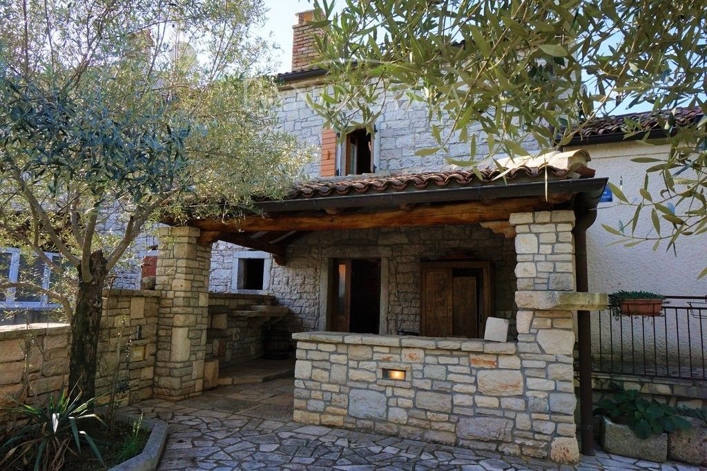 Дом в Врсаре, Хорватия, 100 м2 - фото 1