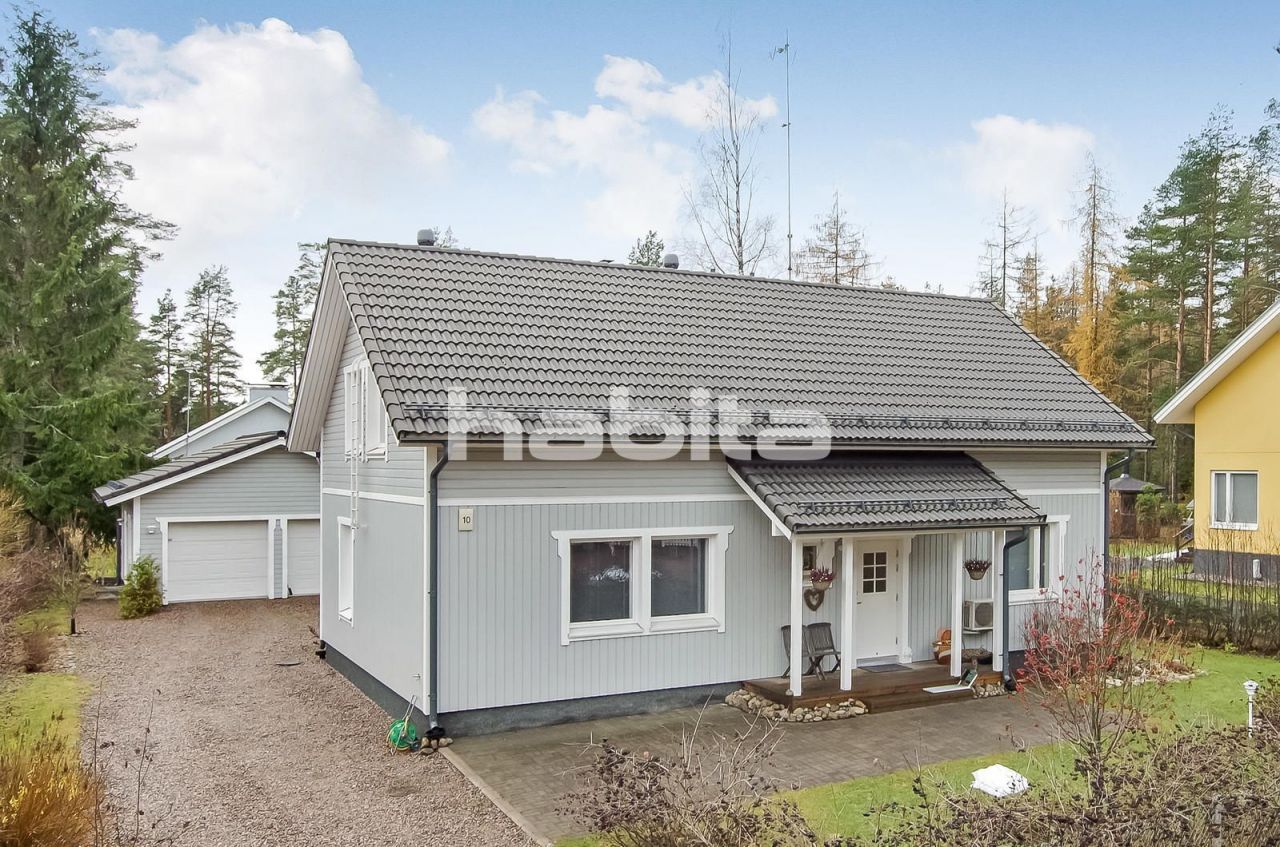Дом Hyvinkää, Финляндия, 159 м2 - фото 1