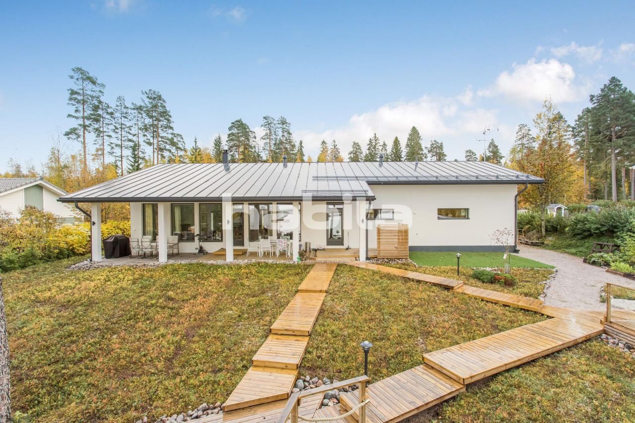 Дом в Лаукаа, Финляндия, 121.6 м2 - фото 1