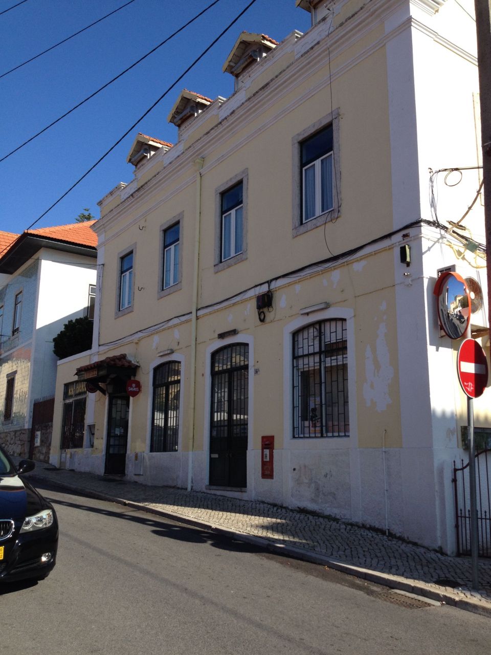 Доходный дом в Эшториле, Португалия, 1 776.67 м2 - фото 1