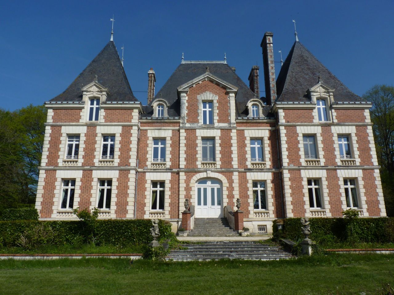 Замок в Бурже, Франция, 900 м2 - фото 1