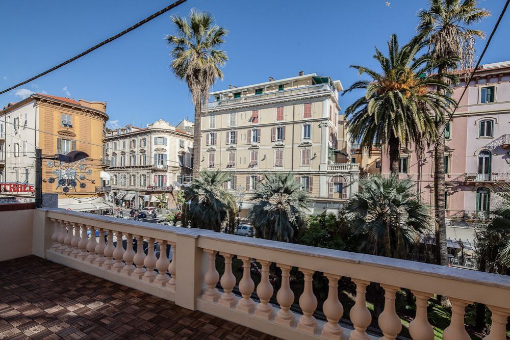 Апартаменты в Сан-Ремо, Италия, 80 м² - фото 2