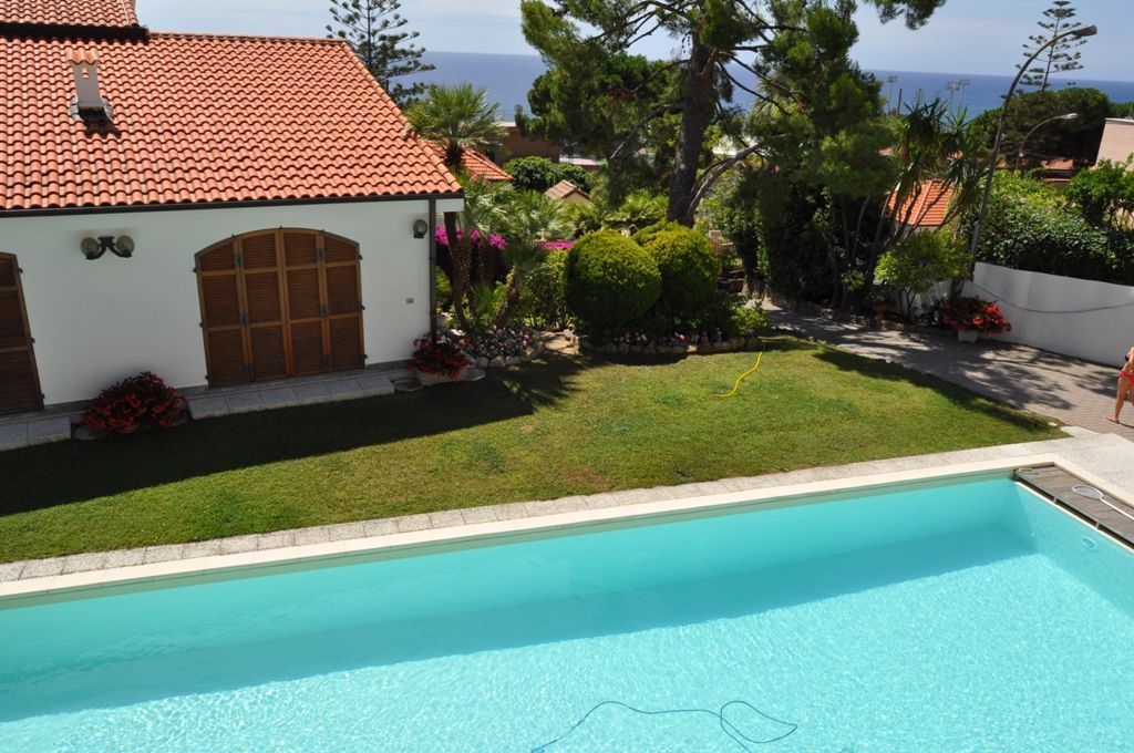 Вилла в Сан-Ремо, Италия, 468 м² - фото 6