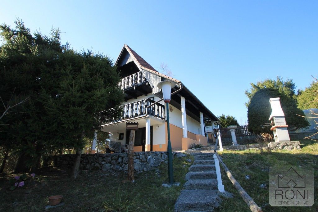 Дом в Логатеце, Словения, 81 м2 - фото 1