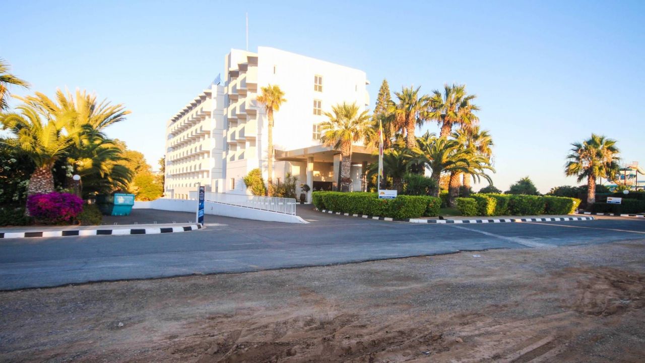 Отель, гостиница в Протарасе, Кипр, 7 706 м2 - фото 1