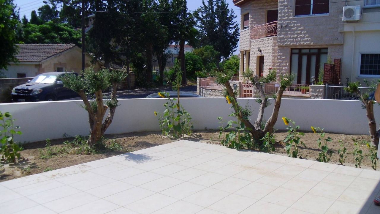 Апартаменты в Ларнаке, Кипр, 140 м2 - фото 1