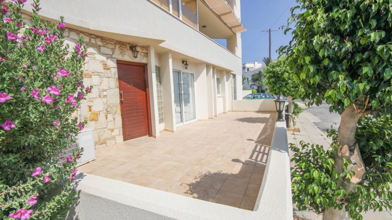 Апартаменты в Ларнаке, Кипр, 149 м2 - фото 1