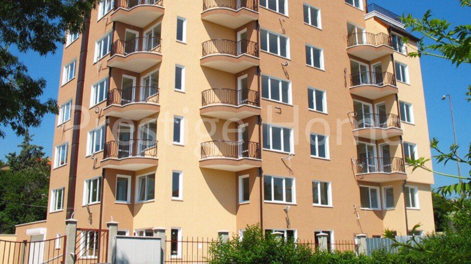 Квартира в Варне, Болгария, 89 м2 - фото 1