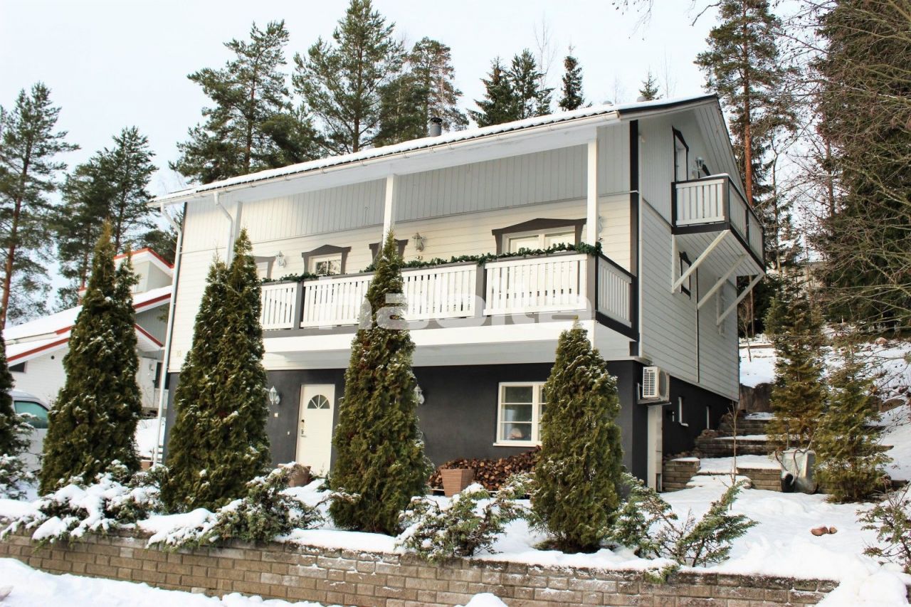 Дом в Коуволе, Финляндия, 221 м2 - фото 1