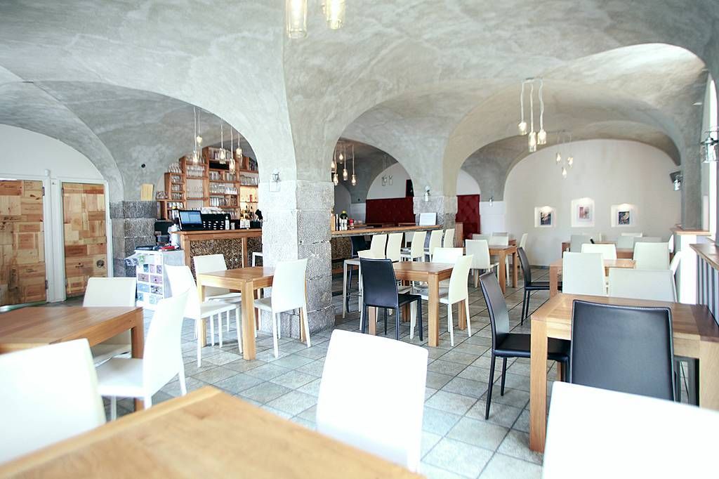 Кафе, ресторан в Любляне, Словения, 250 м2 - фото 1