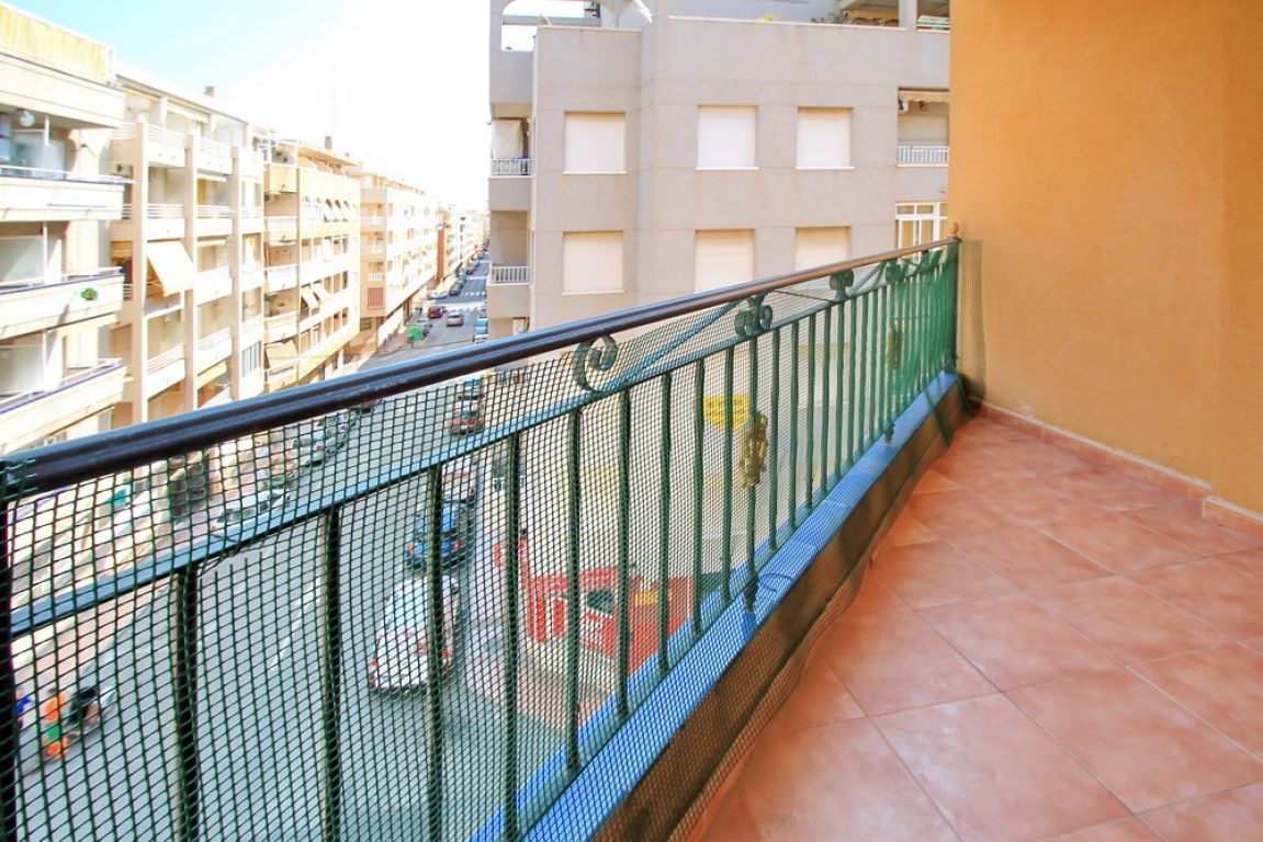 Квартира в Торревьехе, Испания, 65 м2 - фото 1
