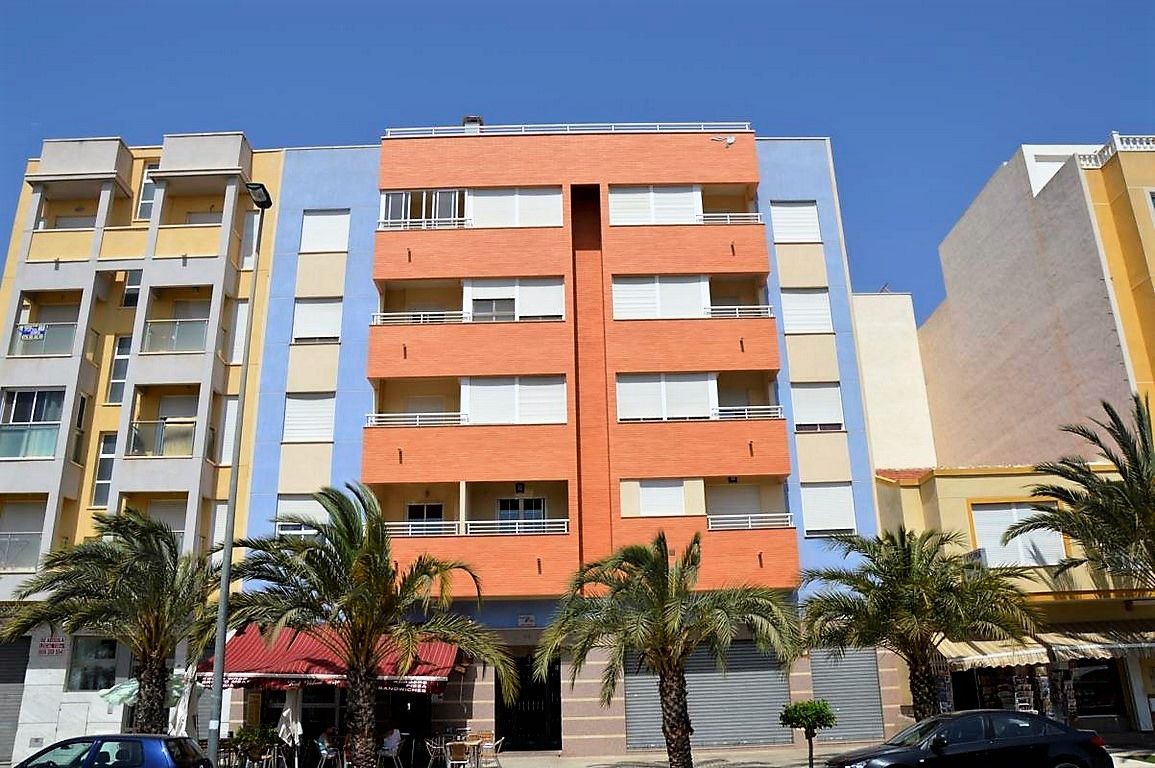 Апартаменты в Ла Марине, Испания, 66 м2 - фото 1