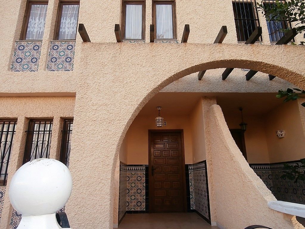Таунхаус в Торревьехе, Испания, 90 м² - фото 1