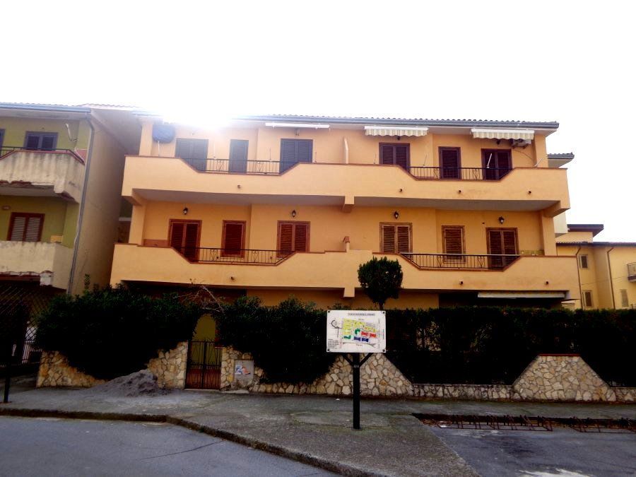 Квартира в Скалее, Италия, 28 м2 - фото 1
