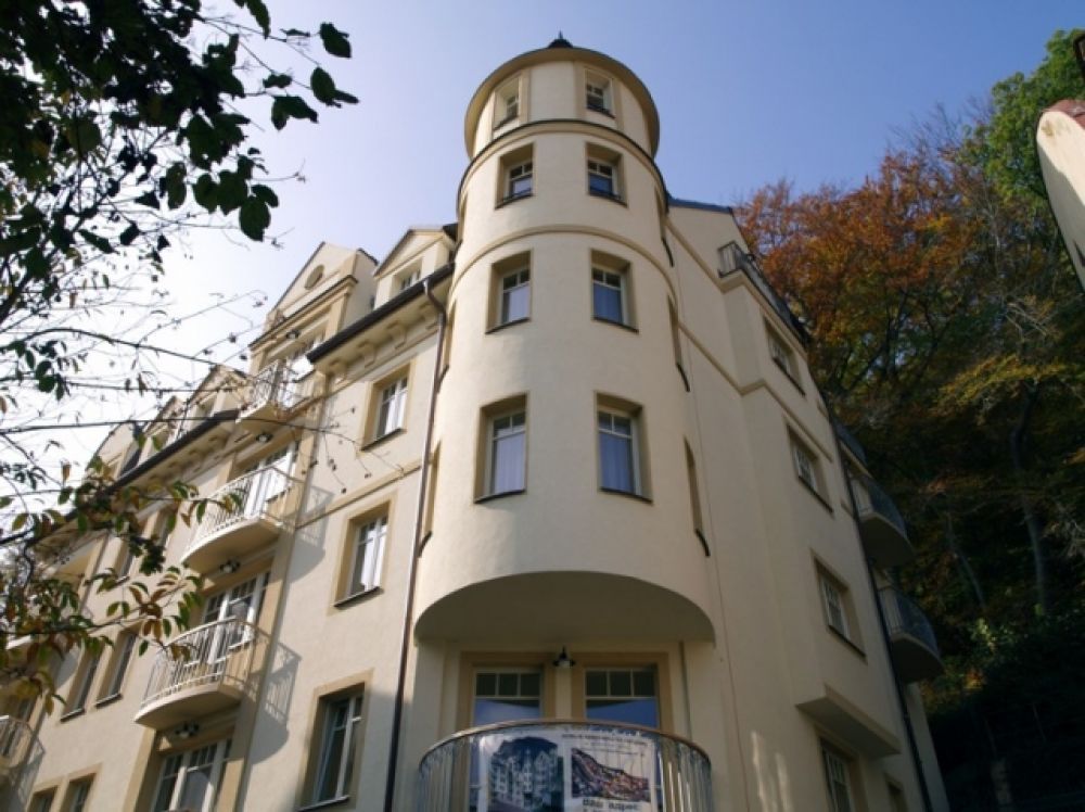 Квартира в Карловых Варах, Чехия, 105 м2 - фото 1