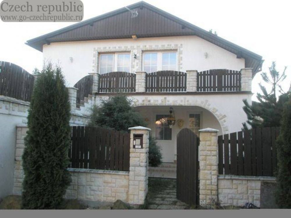 Дом в Праге-Восток, Чехия, 300 м2 - фото 1