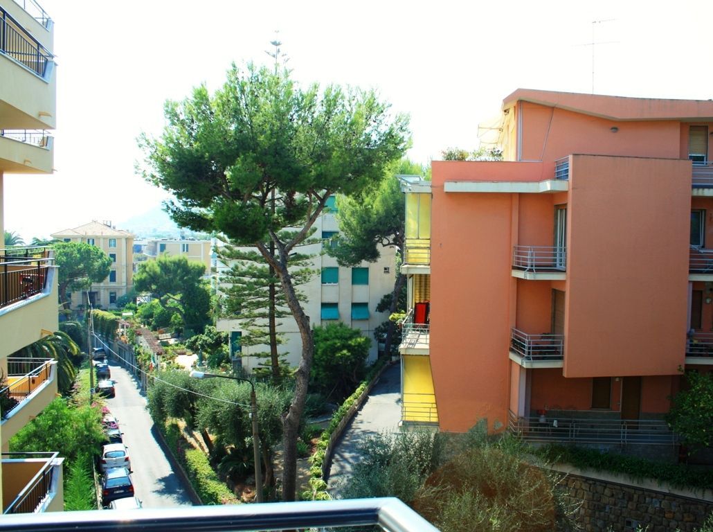 Квартира в Сан-Ремо, Италия, 78 м2 - фото 1