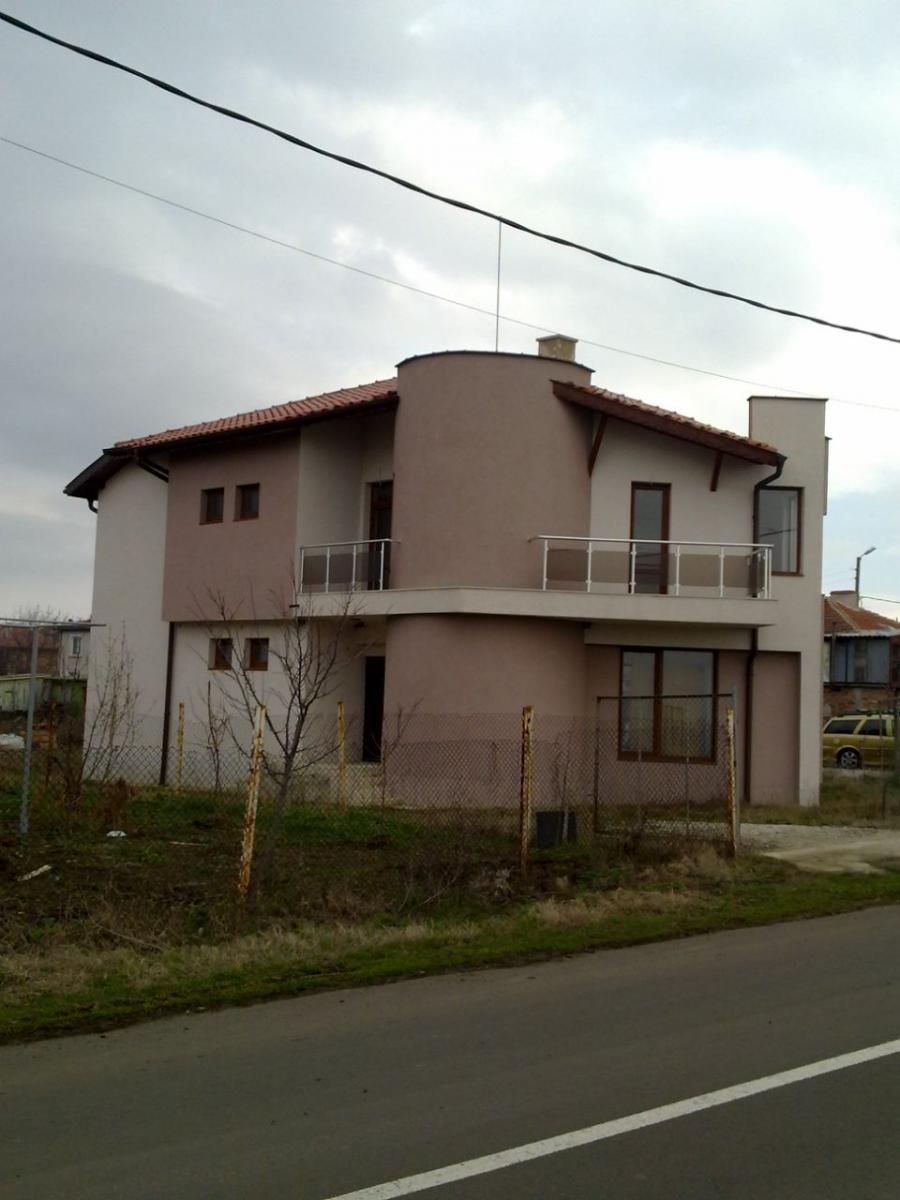 Дом в Твырдице, Болгария, 218 м2 - фото 1