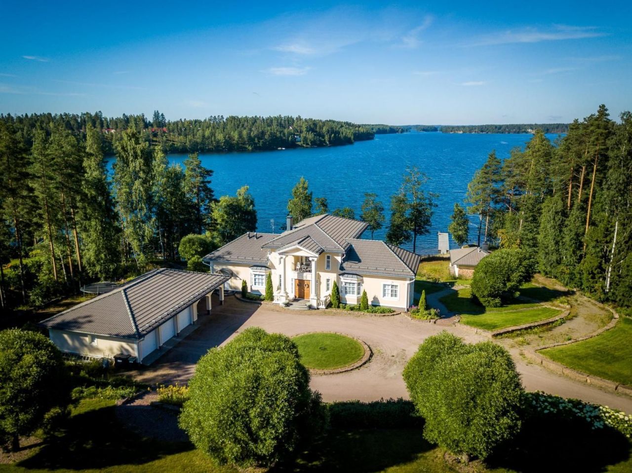 Дом в Луумяки, Финляндия, 492 м2 - фото 1