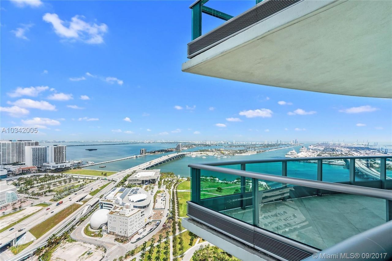 Квартира в Майами, США, 200 м² - фото 2