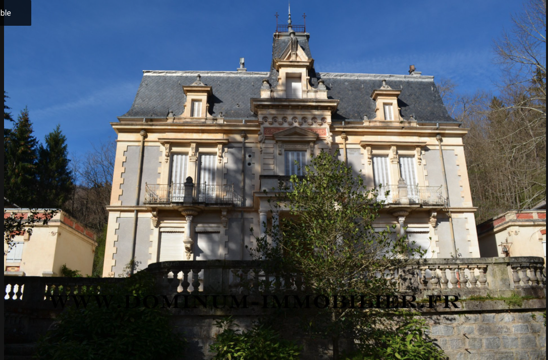 Замок в Перпиньяне, Франция, 490 м2 - фото 1