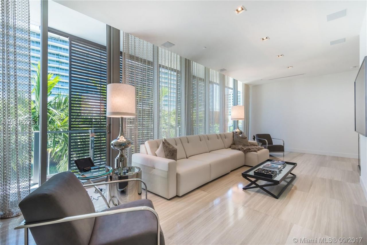 Дом в Майами, США, 470 м² - фото 8