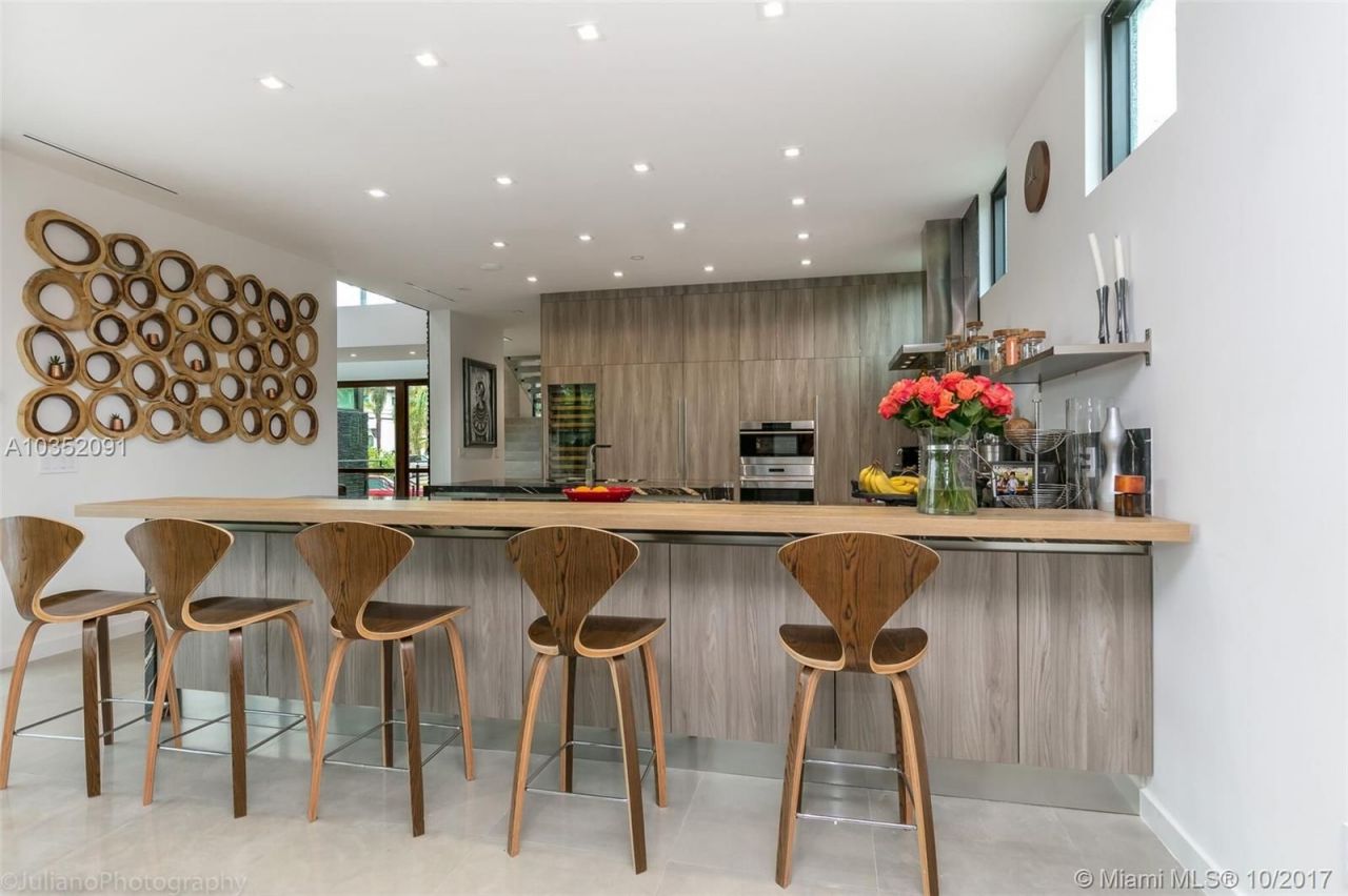 Дом в Майами, США, 530 м² - фото 7