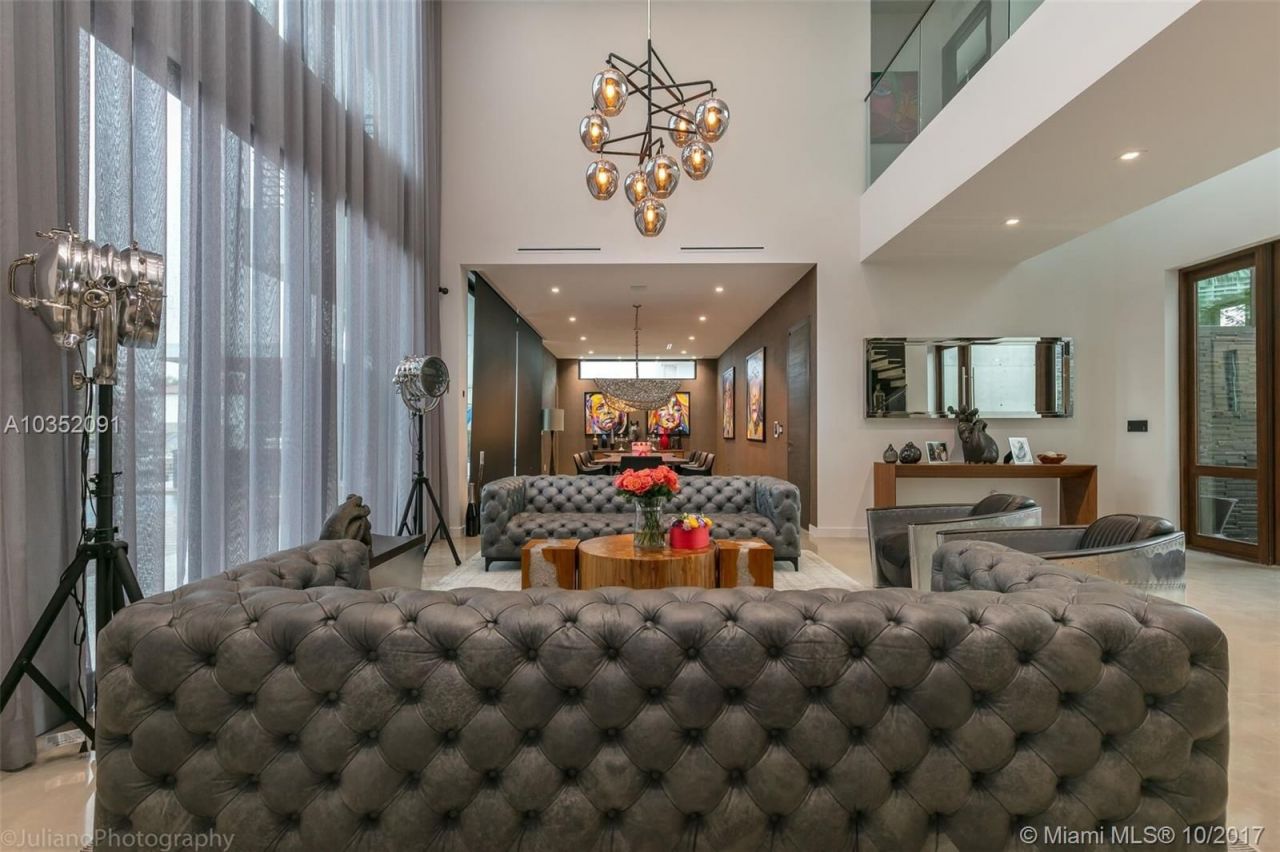 Дом в Майами, США, 530 м² - фото 2