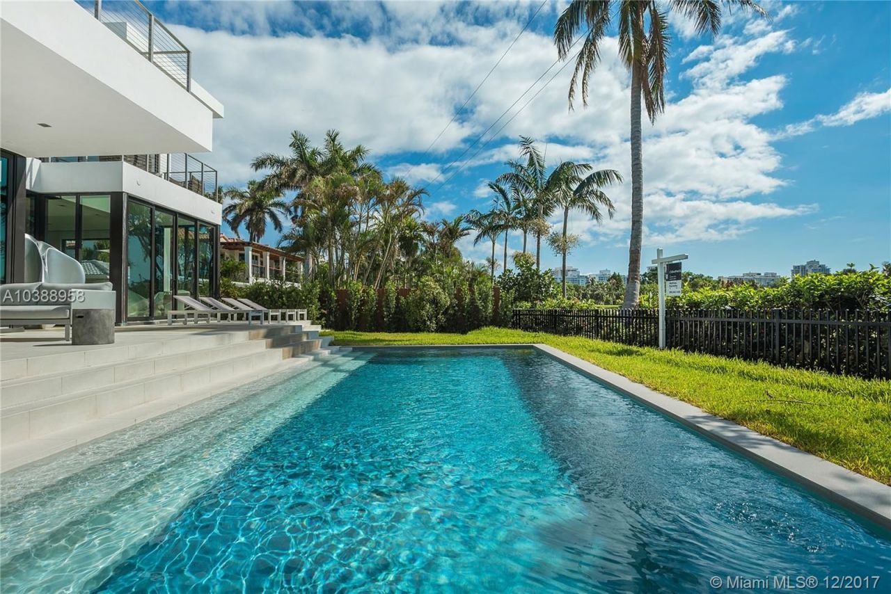 Дом в Майами, США, 480 м² - фото 3