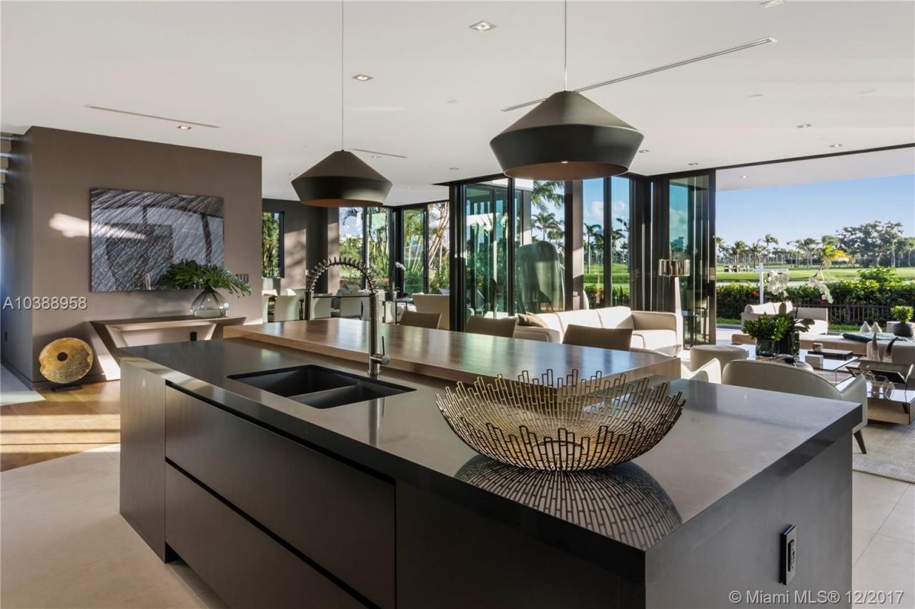 Дом в Майами, США, 480 м² - фото 9