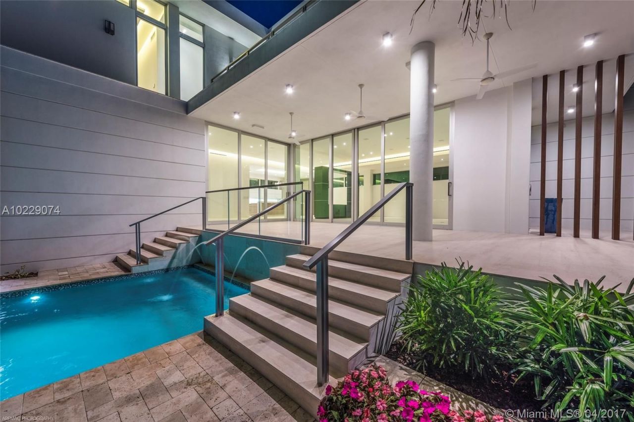 Дом в Майами, США, 450 м² - фото 8