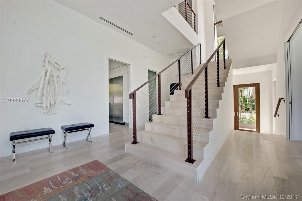 Дом в Майами, США, 370 м² - фото 4