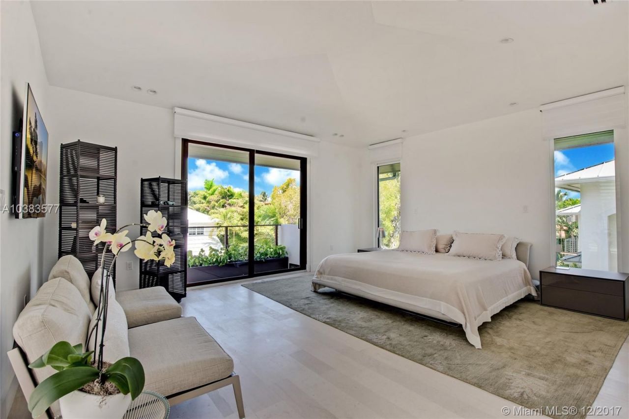 Дом в Майами, США, 370 м² - фото 6