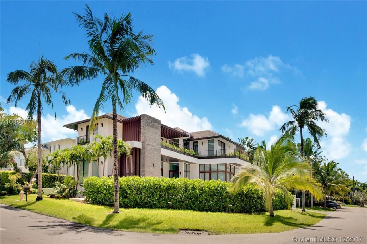 Дом в Майами, США, 370 м² - фото 2