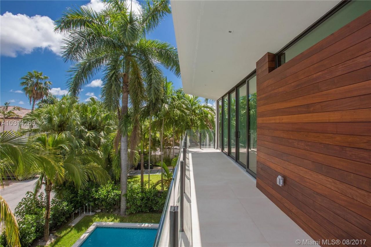 Дом в Майами, США, 330 м² - фото 3