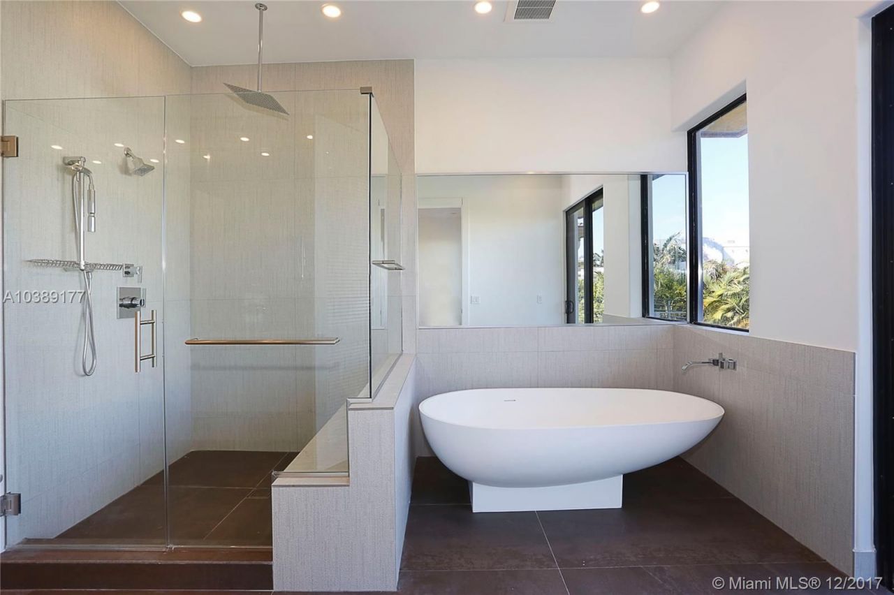 Дом в Майами, США, 325 м² - фото 6