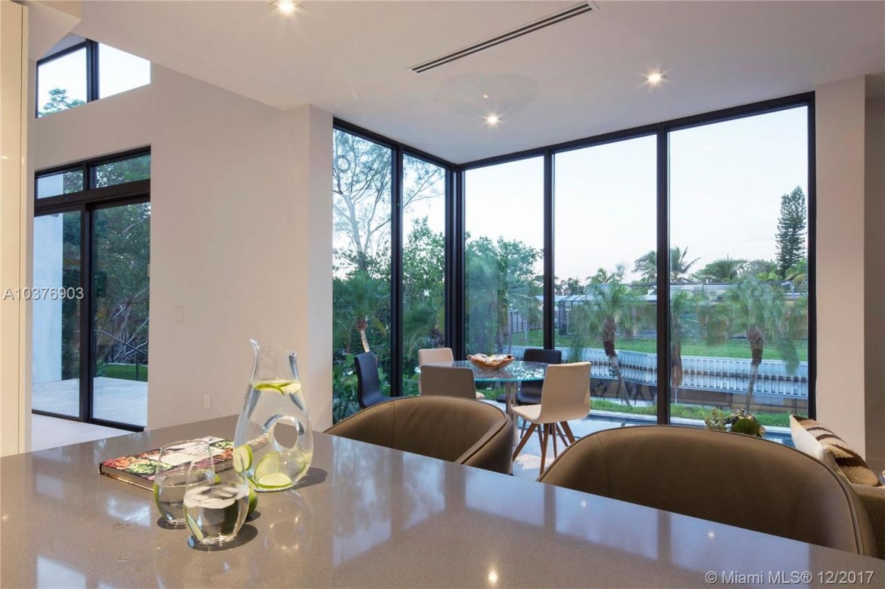 Дом в Майами, США, 270 м² - фото 8