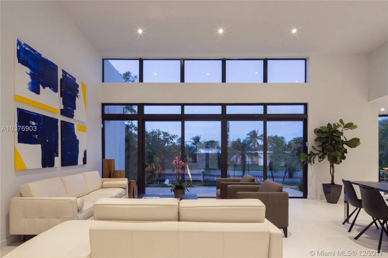 Дом в Майами, США, 270 м² - фото 11