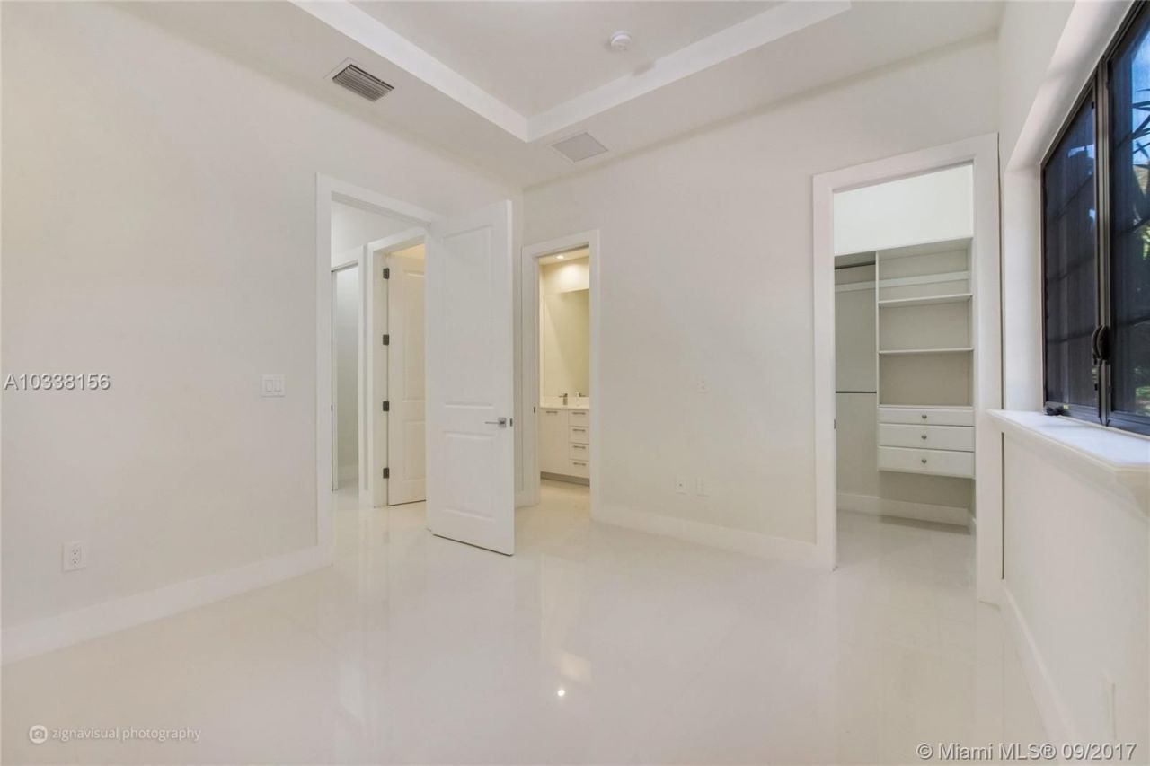 Дом в Майами, США, 320 м² - фото 3