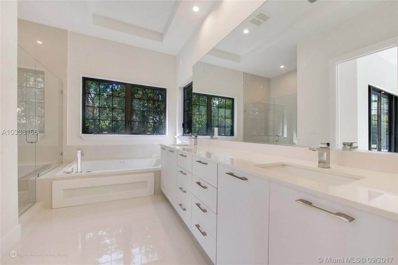 Дом в Майами, США, 320 м² - фото 6