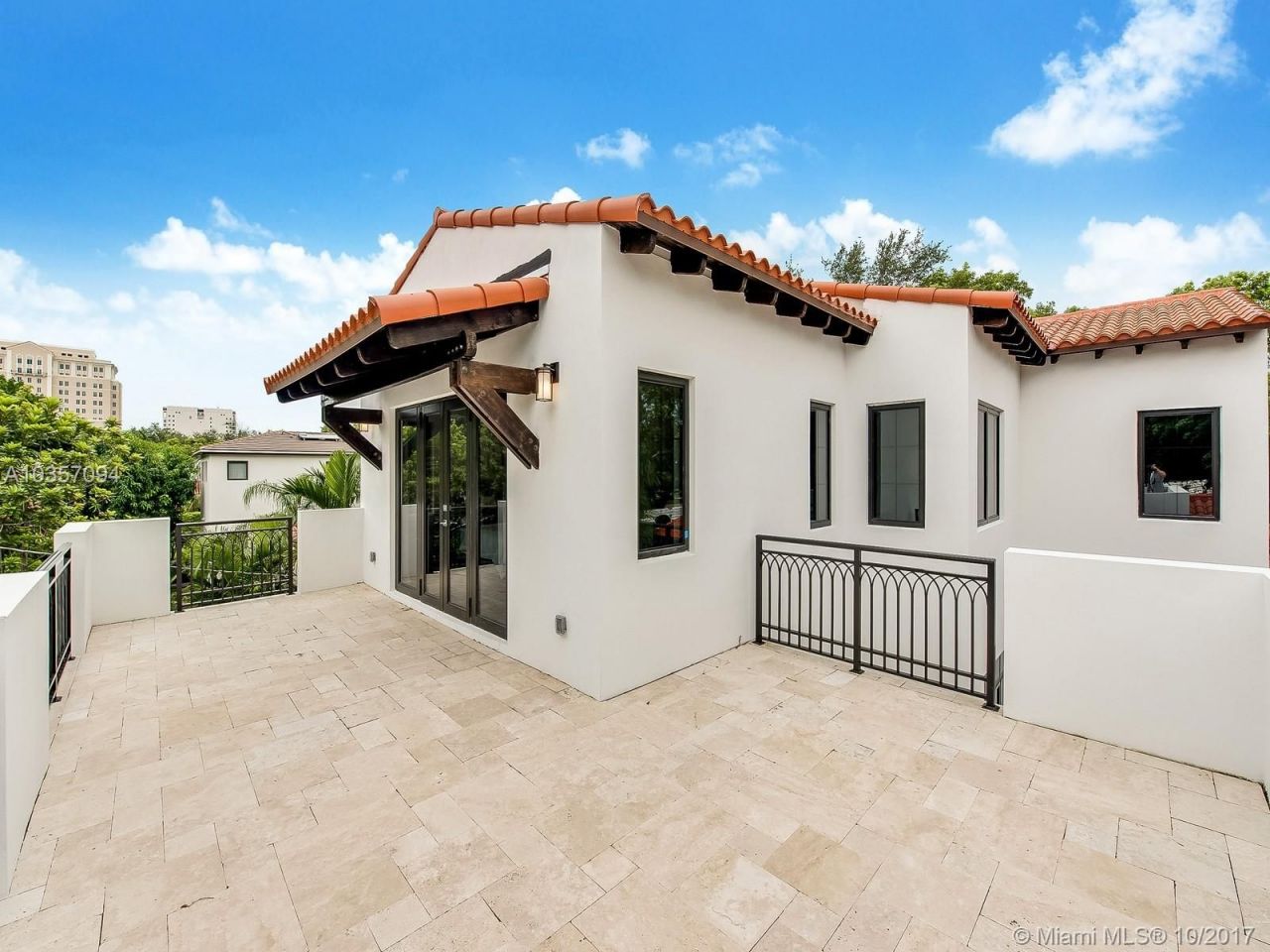 Дом в Майами, США, 370 м² - фото 2