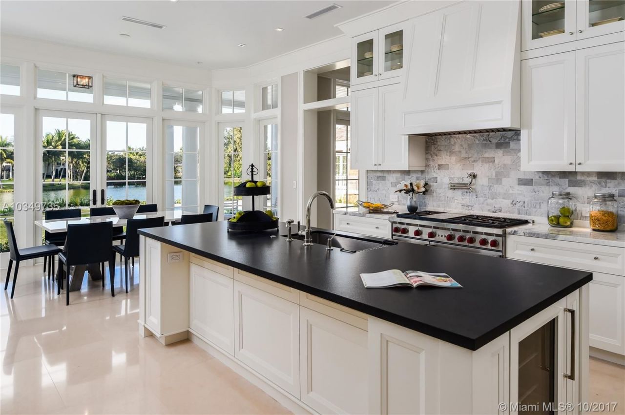 Дом в Майами, США, 1 000 м² - фото 7