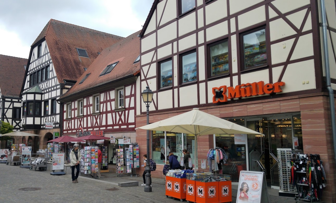 Магазин в Нюрнберге, Германия, 806 м2 - фото 1