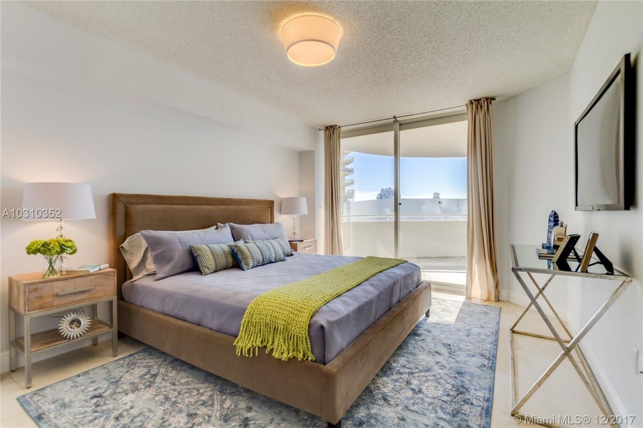 Квартира в Майами, США, 130 м² - фото 7