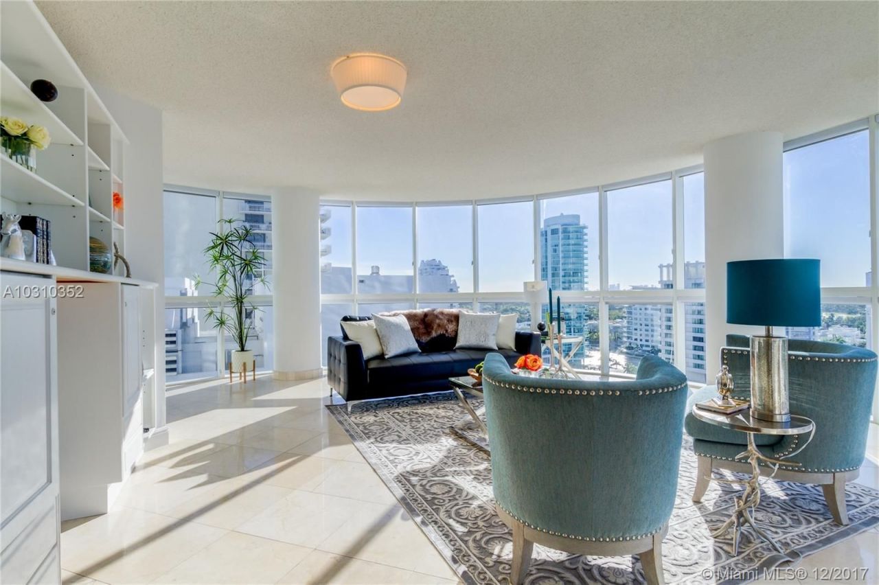 Квартира в Майами, США, 130 м² - фото 2