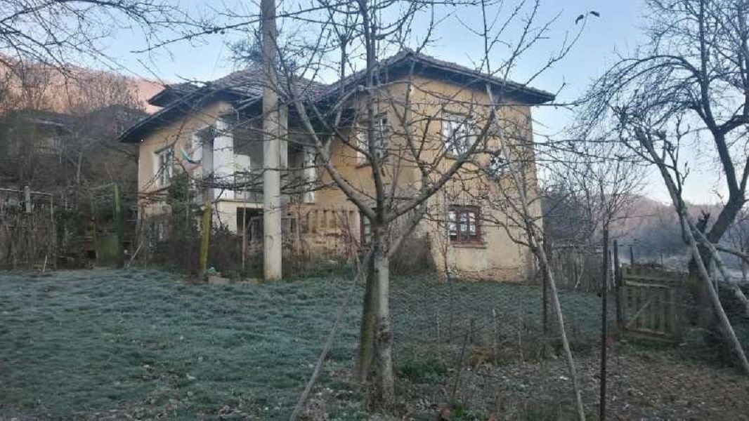 Дом во Враце, Болгария, 220 м2 - фото 1
