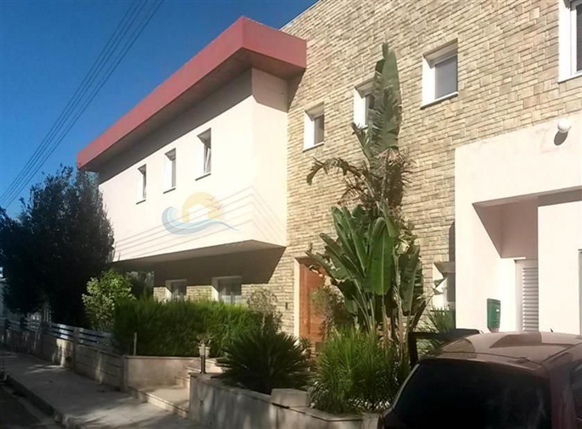 Дом в Никосии, Кипр, 380 м2 - фото 1