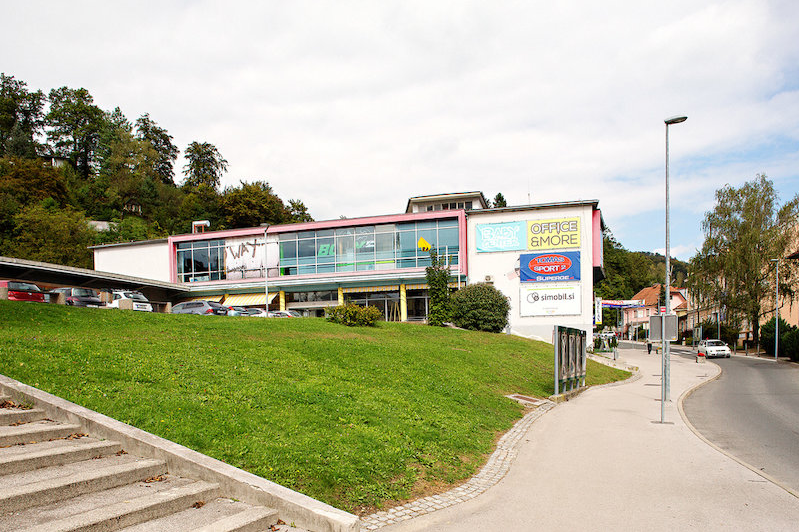 Магазин в Трбовле, Словения, 2 347 м2 - фото 1