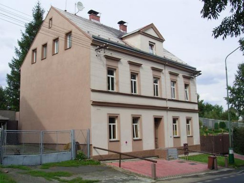 Дом в Карловых Варах, Чехия, 400 м2 - фото 1