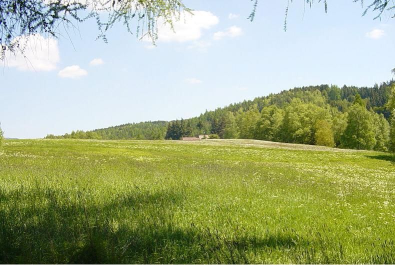Земля в Карловых Варах, Чехия - фото 1